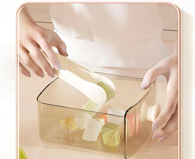 Forma de Gelo 2 em 1 com Dispenser, 48 Cubos, 16x15x14,5cm, Branco, com Pegador